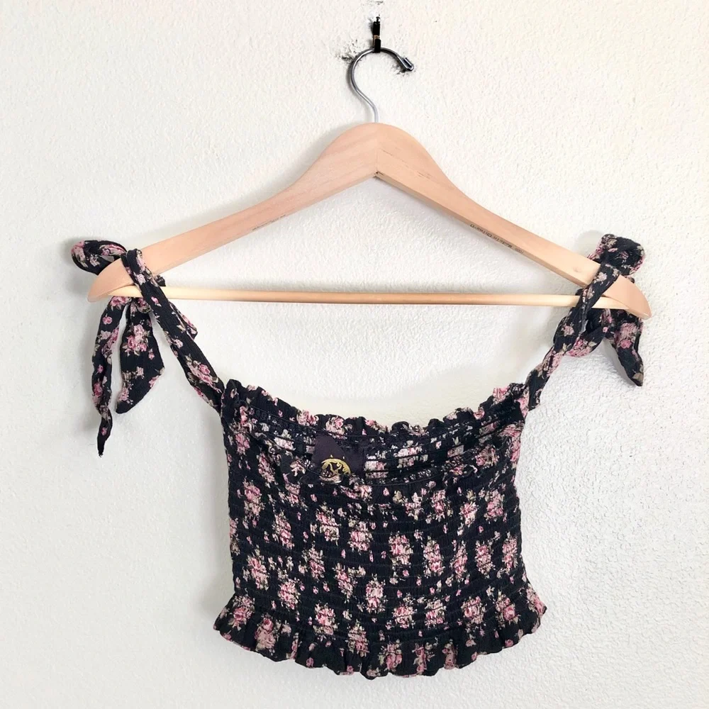 BLUE LIFE Tasha Smocked Bardot Sleeve Floral Crop Top in Black
